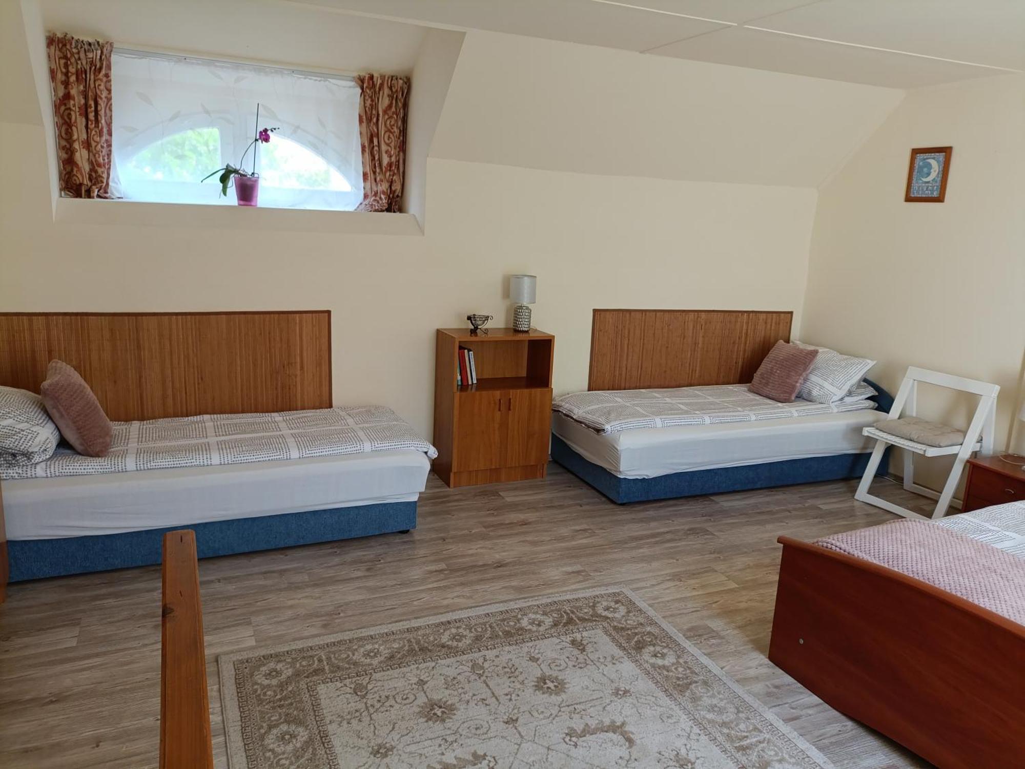 Cehmesterek Apartman Eger Ngoại thất bức ảnh
